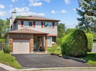 23 Pheasant Run Dr, Ottawa, ON K2J2R3