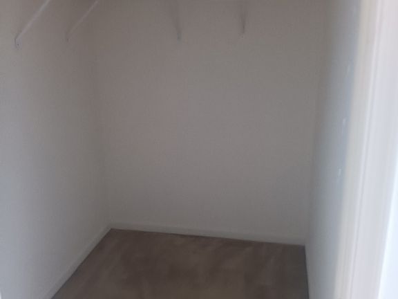 4th image of 3940 Ashland Dr Ste 243