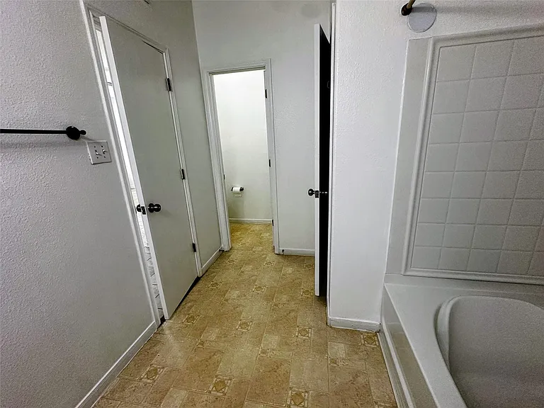 7722 Prairie Fire Ln — Photo 28