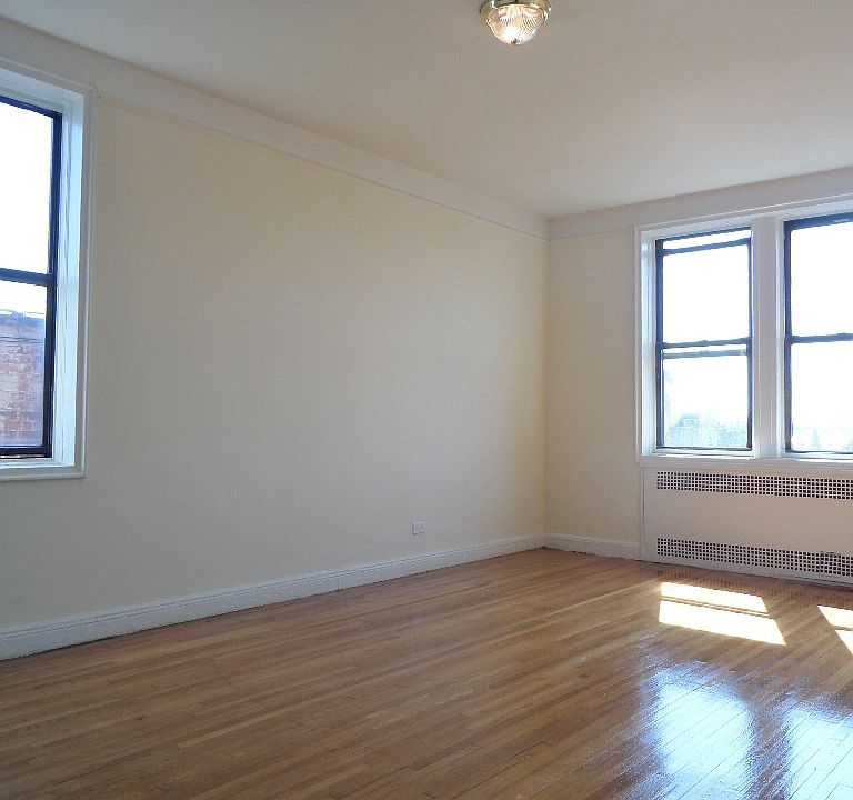 2nd image of 720 Saint Marks Ave APT 6B