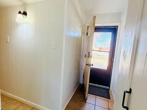 4th image of 1812 Plains Park Dr