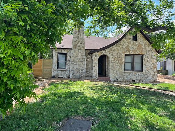 2nd image of 3803 Red River St