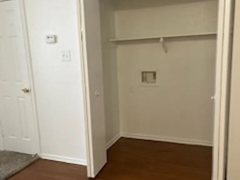 Ashford Creek Apartments — Photo 21