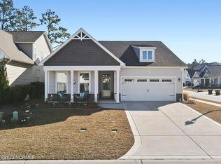 61 Chickadee Way, Hampstead, NC 28443