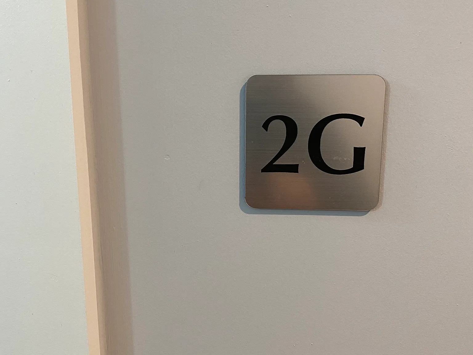 2 bed, 1000 sqft, $4,400 — Photo 4