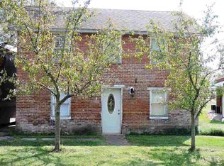 9816 W Knox St, Edwards, IL 61528