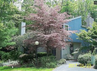 1712 Woodledge Cir, State College, PA 16803