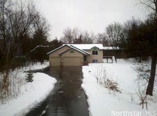 8960 N Shore Trl N, Forest Lake, MN 55025
