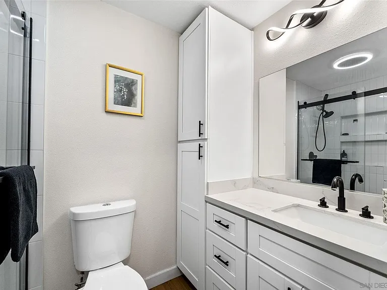 417 Nantucket Gln — Photo 10