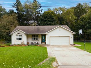 954 Andree Rd, Muskegon, MI 49445