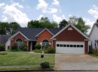 1694 Crestfield Ln, Lawrenceville, GA 30043