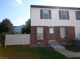 17424 Sheldon Rd #45D, Brookpark, OH 44142