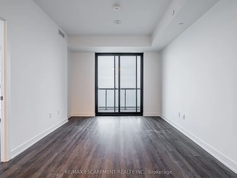 2075 Lakeshore Rd #1205 — Photo 14