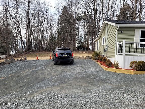 5th image of 797A Terrace St