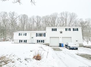 189 Goshen Rd, Moosup, CT 06354