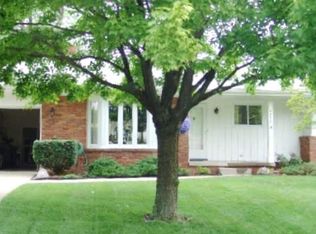 5839 E Benalex Dr, Toledo, OH 43612