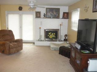 1201 S 8th St, Clinton, MO 64735