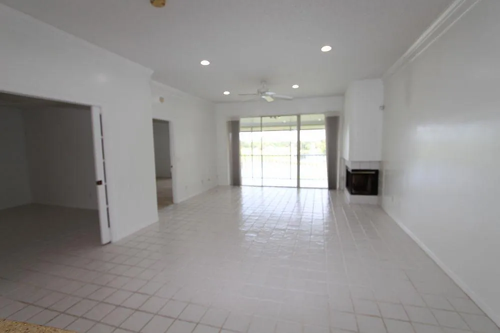 Lake Mary - 3 Bedroom, 2 Bathroom - $2195.00 — Photo 4