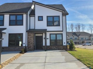 12233 Ground Pine Ct, Midlothian, VA 23112