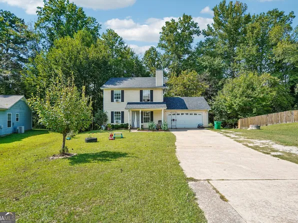 541 Melrose Dr, Forest Park, GA 30297