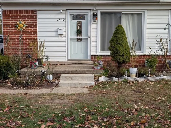 1839 Ackley Ave, Westland, MI 48186