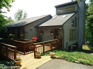 6030 River Forest Dr, Manassas, VA 20112