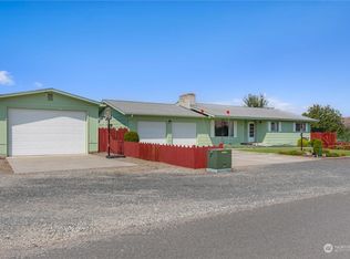 560 S Webb Ave, East Wenatchee, WA