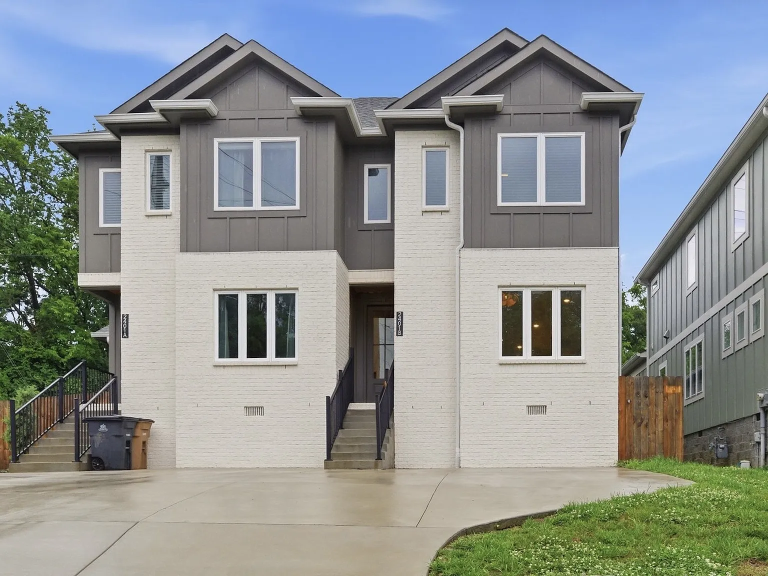 3 bed, 3.5 bath, 1834 sqft, $3,400 — Photo 1
