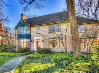 2732 Fairmount Blvd, Cleveland Heights, OH