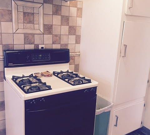 3rd image of 489 Sheridan Pl
