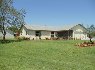 722 NW Cardinal Dr, Pt Saint Lucie, FL 34953
