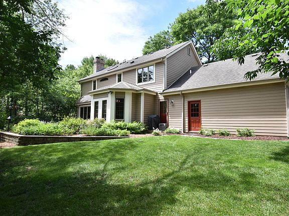 4th image of 5120 S La Salle Dr
