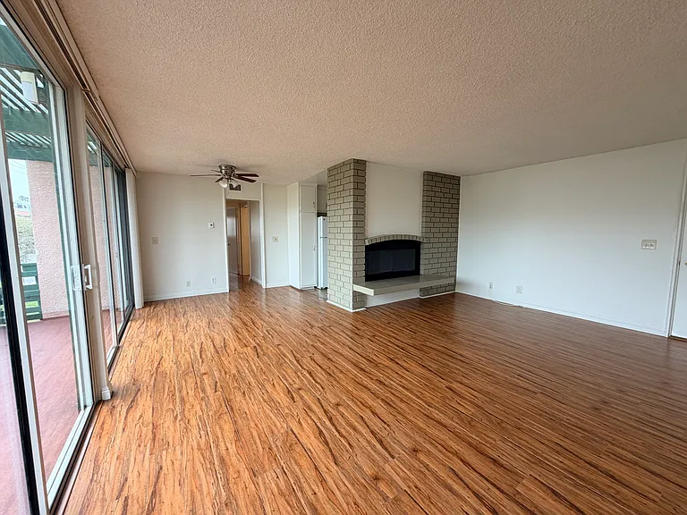 8050 Redlands St #4 — Photo 3