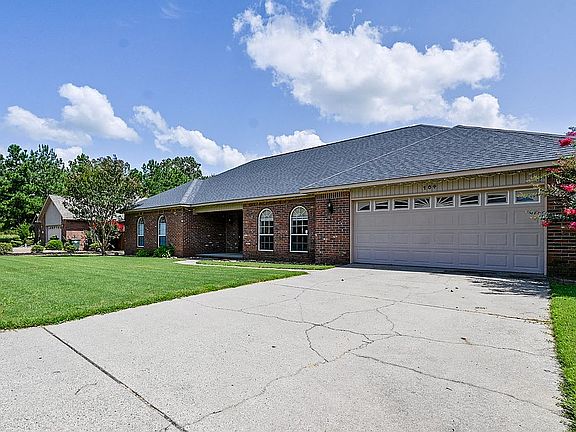 4th image of 104 Wolf Ridge Ct