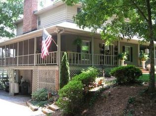 225 Woodland Cir, Cornelia, GA 30531