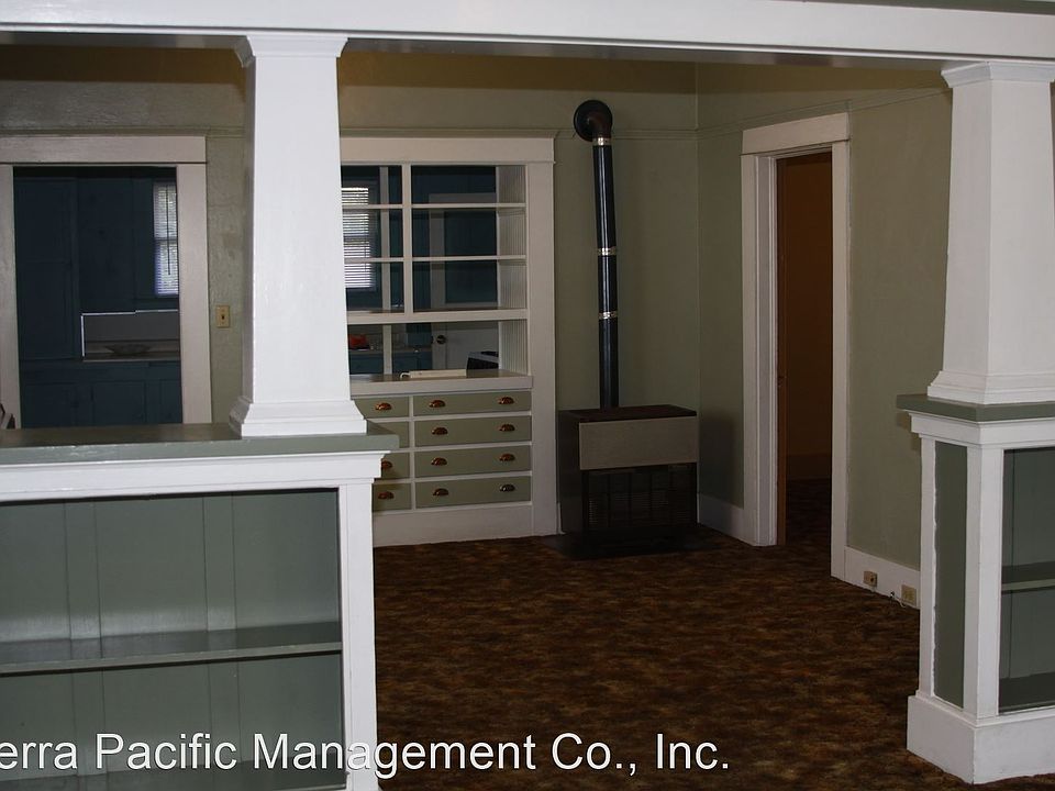 2nd image of 820 7th St