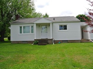 1574 Hilbish Ave, Akron, OH 44312