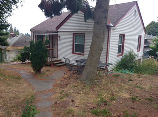 4516 SW Hanford St, Seattle, WA 98116