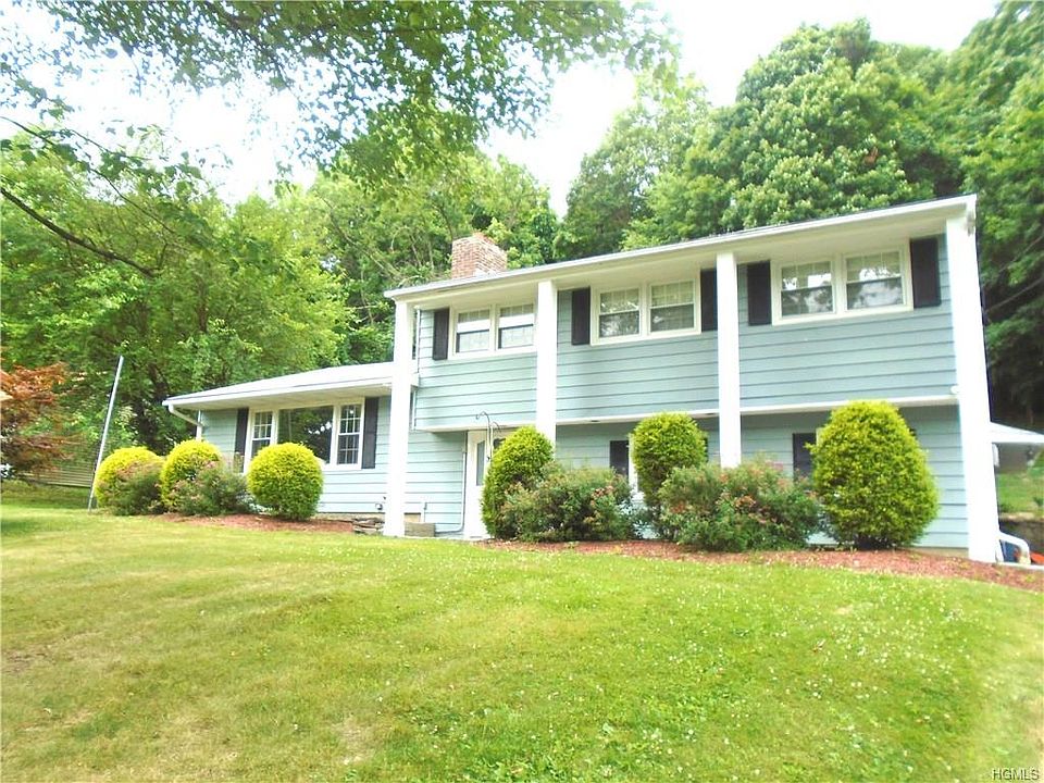 1st image of 9 Marian Dr
