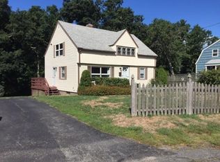 10 Carey Ln, Oxford, MA 01540