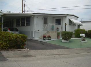 2885 Tangerine Ln, West Palm Beach, FL 33403