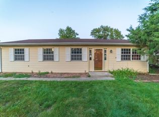 136 Galewood Dr, Bolingbrook, IL