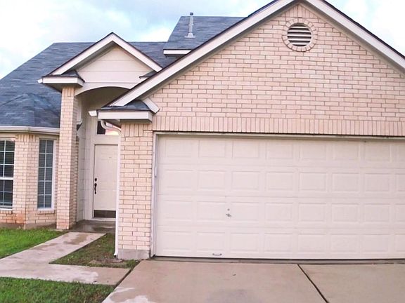 2nd image of 127 Greens Creek Cv