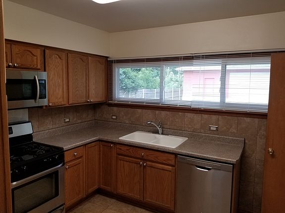 4th image of 1300 Fredrickson Pl
