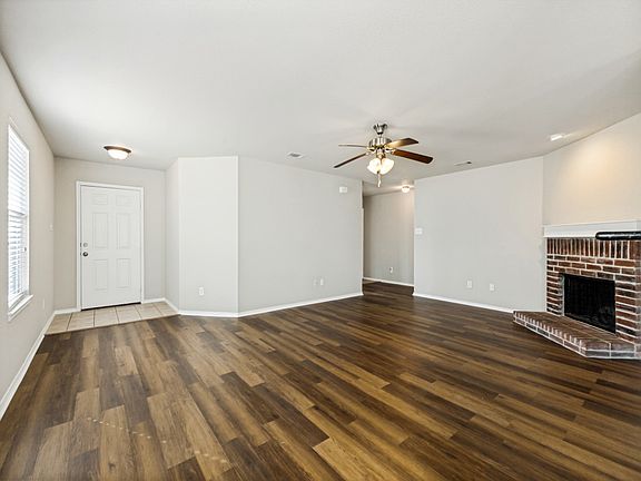 2nd image of 76 Daisy Dr