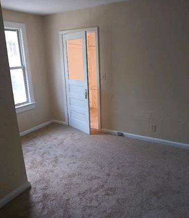 5th image of 2501 Janette St