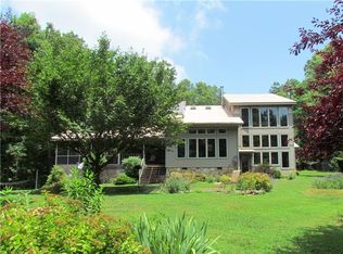 245 Coyote Cove Ln, Sewanee, TN 37375