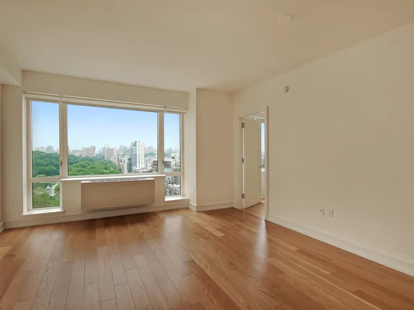 1280 Fifth Avenue image 1 of 5