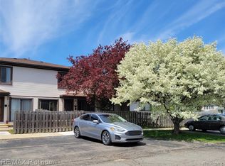 3026 Roundtree Blvd, Ypsilanti, MI 48197