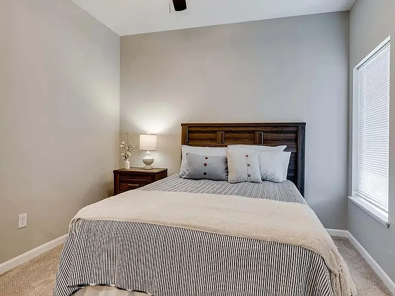 Circle Pines, MN Lexington Lofts | Boden | Bedroom